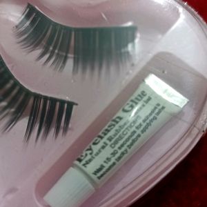 Eye Lashes With Glue