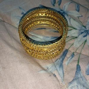 Golden Design Bangals