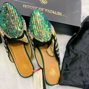 Embellished Women Flats🤍🌹