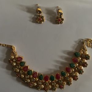 Necklace Set