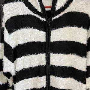 Women Furr Zipper