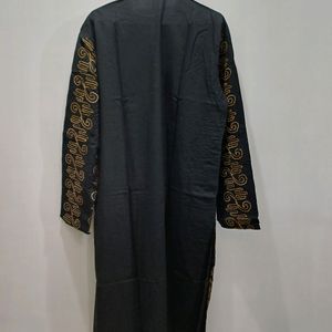 Aarambh Kurta Chudidar Set (Black With Pattern)