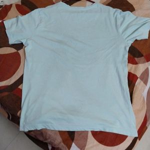 Turquoise Easybuy Tshirt. In Good Condition