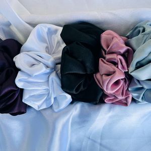 Pack Of 4 Scrunchies