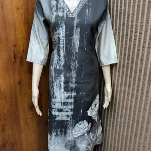 Printed Kurti BRAND NEW - Sizes Available