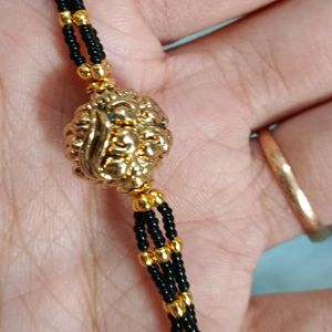 Matt 1 Gramgold Ball With Blackbeads