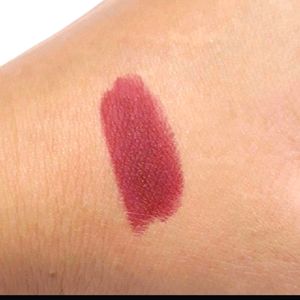 MYGLAMM UITIMATTE  MATTE LIPSTICK - APPLE RED