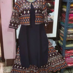 😍Plain Kurti Printed FlarePalazzo & Upper Shrug🥰