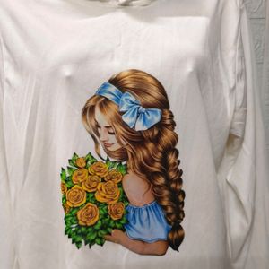 Floral Beauty: Stylish Hoodie T-Shirt for Medium-S