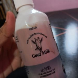 Latibule Goat Milk Skin Whitening Body Wash