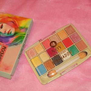 Noy 18 Shades Eyeshadow Palette