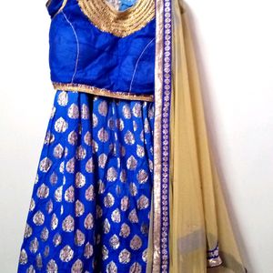 I want to selling  ghagra choli