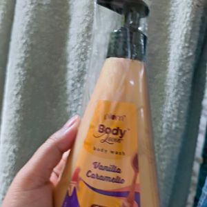 🤑(Today Only) Plum Vanilla Caramello Body Wash