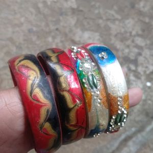 4 Set Of Bangles