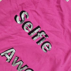 Cute Pink Top Stylish With Glittery Gen Z Design