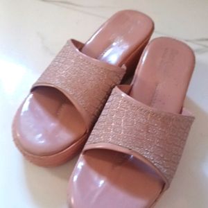 Sandal