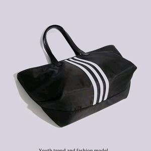 IMPORTED KOREAN CLASSY BLACK SHOULDER BAG