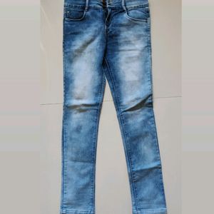 Women High Rise Skinny Fit Blue Jeans