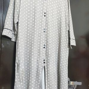 Light Grey Dotted Top For Girl Or Woman 42 Bust