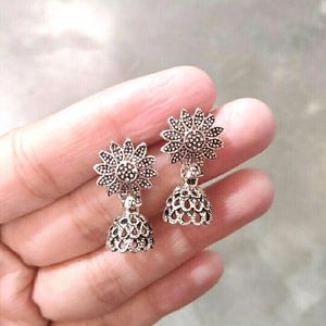 Collection Of 4 Beautiful  Small Earrings