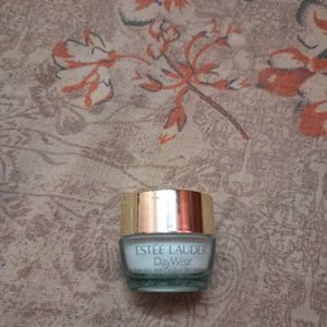 Estee Lauder Skincare And Makeup Kit