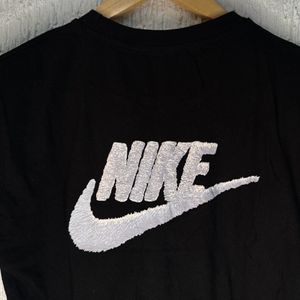 Nike Tshirt