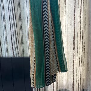 Perfect Pakistani kurta With Chiffon Dupatta