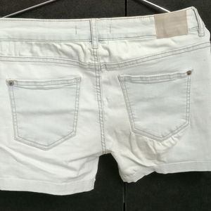 White(Blue Tone) Denim Shorts (New)