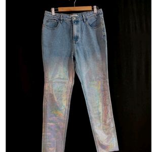 Jeans in 3D paint design