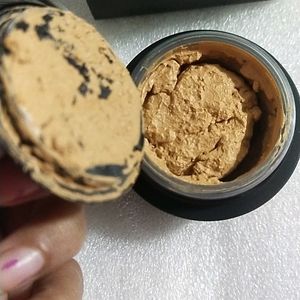 Lakme Mousse Foundation -03 Golden Sand