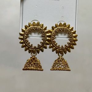 Golden Jhumki