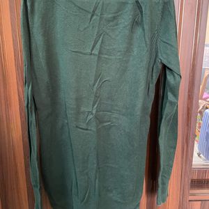 Bottle Green Color Winter Wear Top