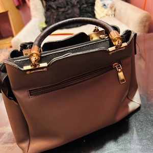 Fashionable Grey Black Trending Hand Bag