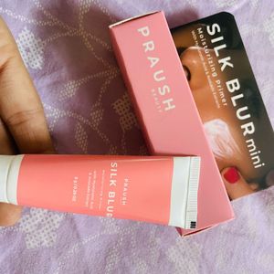 Praush Silk Blur Mini Moisturizing Primer