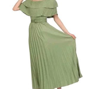 Stylish Partywear Green Gown