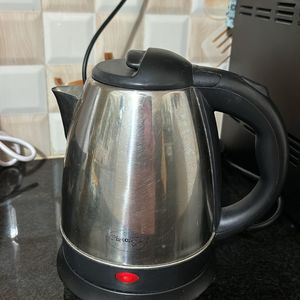 Pigeon electric kettle