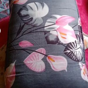 Double Bedsheet With 2 Pillow Covers