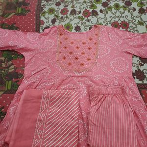 Women Anarkali Suit