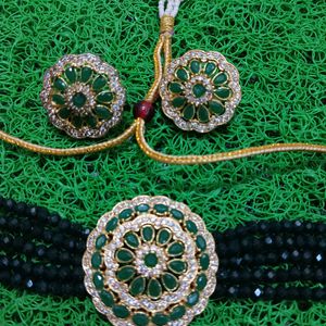 Green Choker  Set