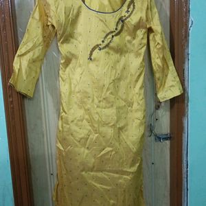 Yellow Embellished Kurta With Palazzo Pant