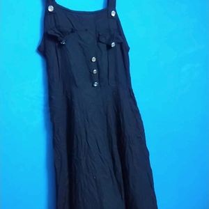 Designer Dungaree With T Shirt