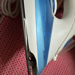 Crompton Steam Iron Unused But Body Damage