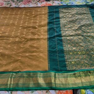 Mustard And Green Gadwal Silk Saree