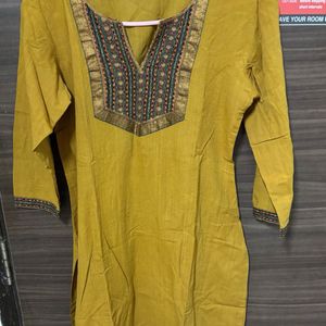 Mustard Kurta With Kutchi Embroidery