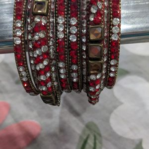 Red Bangles Set