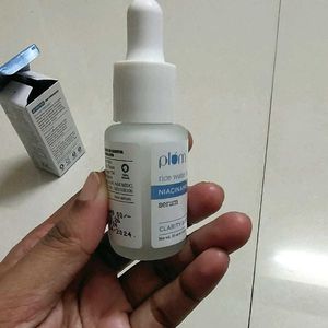 Plum 10% Niacinamide Serum 15ml