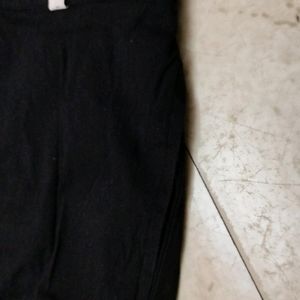 Black Jegging Or Pant