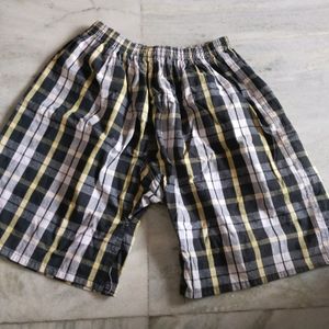 Men Shorts/Bermuda - Yellow