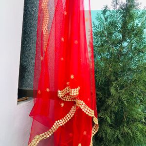 Red Dupatta