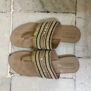 Gold Zari Flats